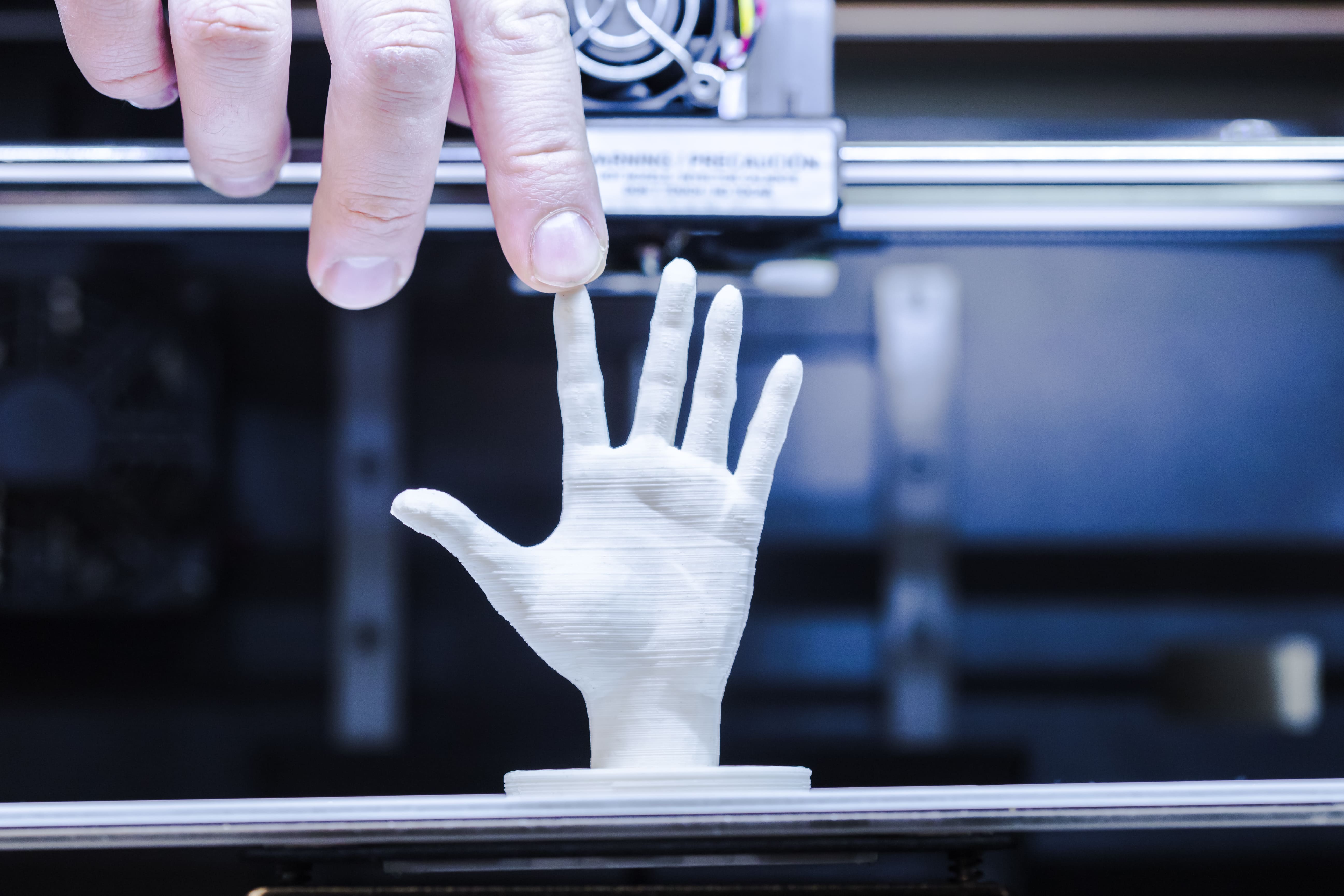 Wie könnte der 3D-Druck und die KI zukünftig Hand in Hand gehen?