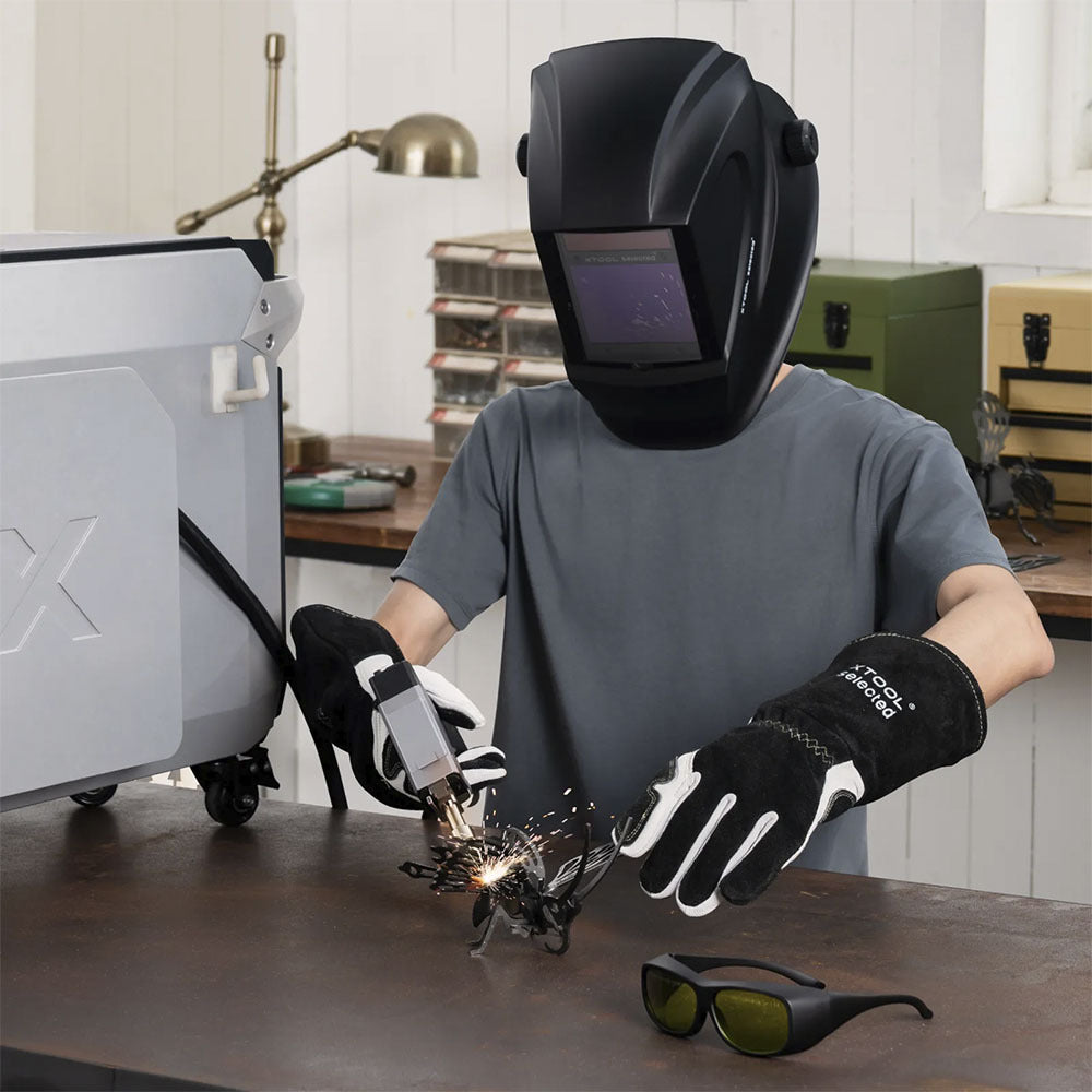 xTool MetalFab Automatisch abdunkelnder Laserschweißhelm (1080 nm) - [3D Material-Shop]